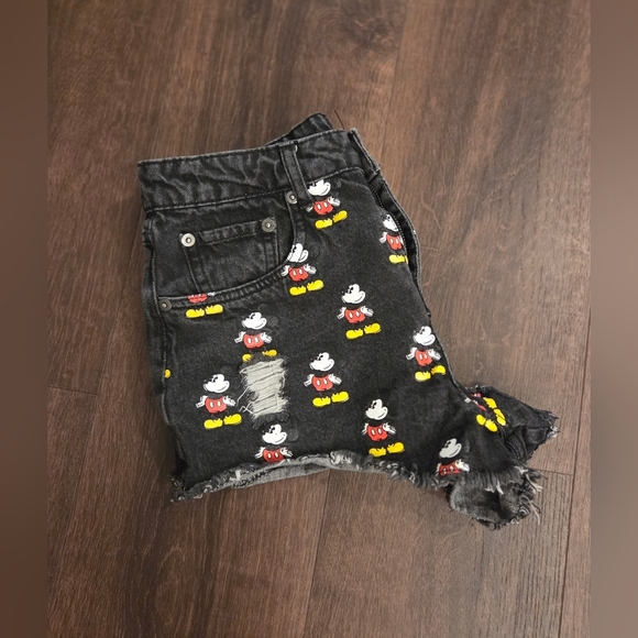 Mickey Mouse Disney shorts distressed jean shorts - Picture 4 of 5